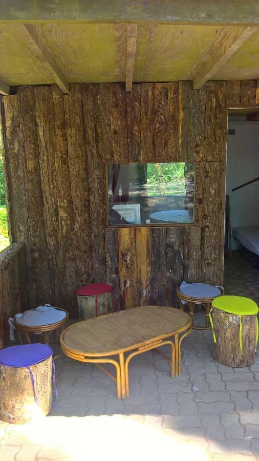 La Ptite Ferme De Caro Hotel Meyrignac-lʼÉglise Bagian luar foto